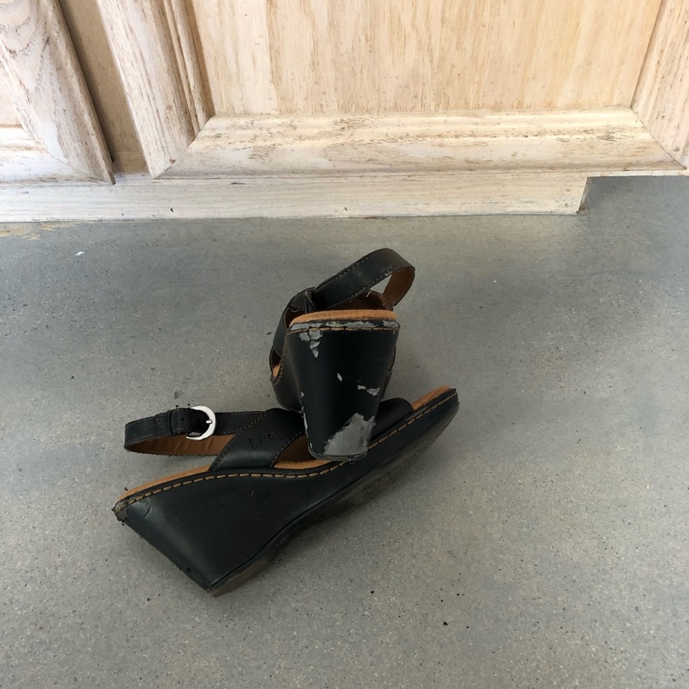 B.O.C Wedges - Picture 4 of 4